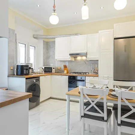 Themis' Urban Apartament Rhodes City