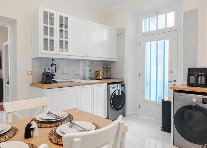 Themis' Urban 아파트